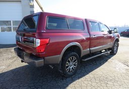 2016 Nissan Titan XD - Thumbnail 7