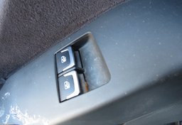 2015 Chevrolet Corvette - Thumbnail 31