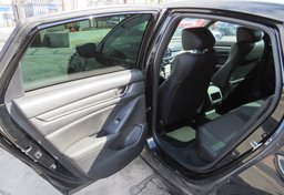 2019 Honda Accord Sedan - Thumbnail 21
