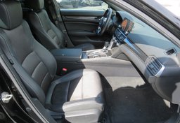 2019 Honda Accord Sedan - Thumbnail 26