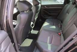 2019 Honda Accord Sedan - Thumbnail 27