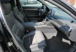 2019 Honda Accord Sedan - Thumbnail 24