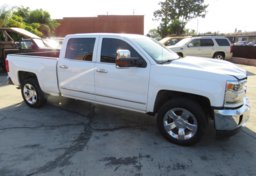 2017 Chevrolet Silverado 1500 - Thumbnail 2