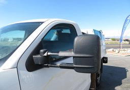 2016 GMC Sierra 2500HD - Thumbnail 13