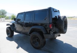 2015 Jeep Wrangler Unlimited - Thumbnail 8