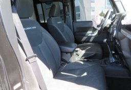 2015 Jeep Wrangler Unlimited - Thumbnail 20