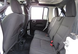 2022 Jeep Wrangler - Thumbnail 30