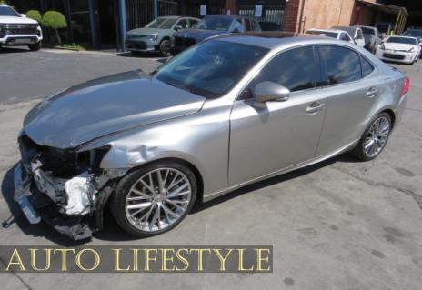 Picture of 2018 Lexus IS