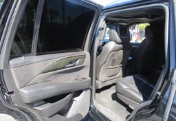 2016 Cadillac Escalade - Thumbnail 22