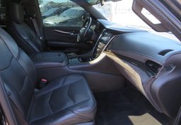 2016 Cadillac Escalade - Thumbnail 25