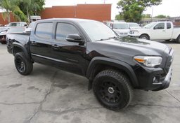 2019 Toyota Tacoma 4WD - Thumbnail 1