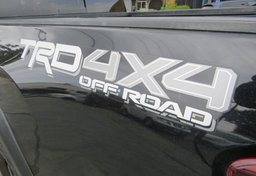 2019 Toyota Tacoma 4WD - Thumbnail 19