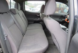 2019 Toyota Tacoma 4WD - Thumbnail 31