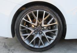 2017 Lexus RC - Thumbnail 16