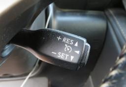 2017 Lexus RC - Thumbnail 35