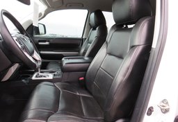 2016 Toyota Tundra 4WD Truck - Thumbnail 29