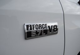 2016 Toyota Tundra 4WD Truck - Thumbnail 24