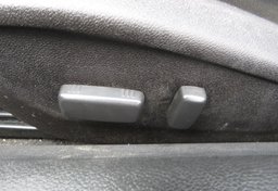 2015 Chevrolet Camaro - Thumbnail 34