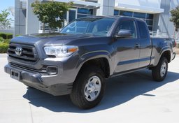 2023 Toyota Tacoma - Thumbnail 3