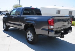 2023 Toyota Tacoma - Thumbnail 8