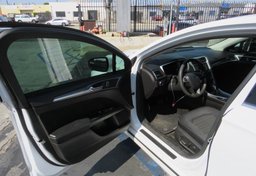 2015 Ford Fusion - Thumbnail 22