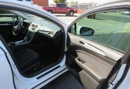 2015 Ford Fusion - Thumbnail 23