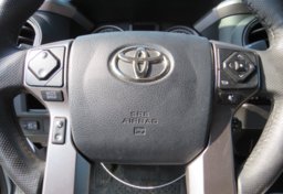 2017 Toyota Tacoma - Thumbnail 35