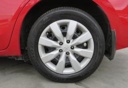 2016 Toyota Corolla - Thumbnail 19