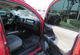 2021 Toyota Tacoma 4WD - Thumbnail 25