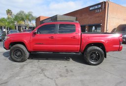2021 Toyota Tacoma 4WD - Thumbnail 5