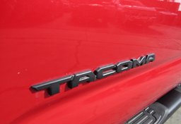 2021 Toyota Tacoma 4WD - Thumbnail 21
