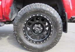 2021 Toyota Tacoma 4WD - Thumbnail 23