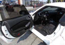 2016 Nissan 370Z - Thumbnail 17