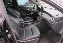 2019 Mercedes-Benz CLA - Thumbnail 24