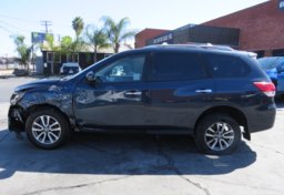 2013 Nissan Pathfinder - Thumbnail 12