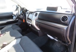 2016 Toyota Tundra 4WD Truck - Thumbnail 23