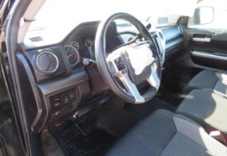 2016 Toyota Tundra 4WD Truck - Thumbnail 24