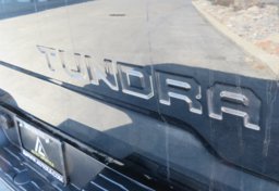 2016 Toyota Tundra 4WD Truck - Thumbnail 18