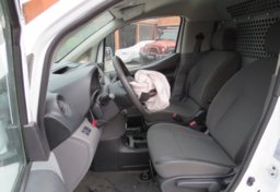 2017 Chevrolet City Express Cargo Van - Thumbnail 23