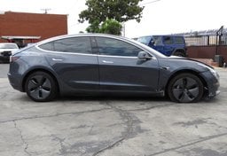 2019 Tesla Model 3 - Thumbnail 11
