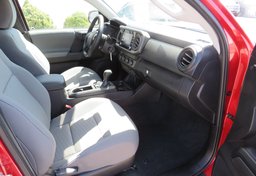 2022 Toyota Tacoma 4WD - Thumbnail 32