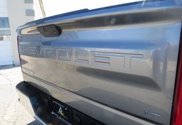 2019 Chevrolet Silverado 1500 - Thumbnail 27