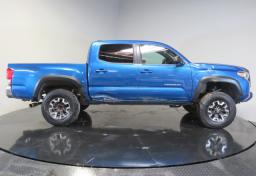 2016 Toyota Tacoma - Thumbnail 5