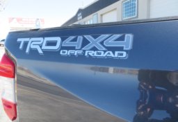 2014 Toyota Tundra 4WD Truck - Thumbnail 18