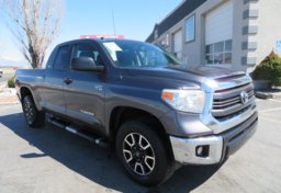 2014 Toyota Tundra 4WD Truck - Thumbnail 3