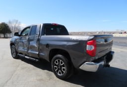 2014 Toyota Tundra 4WD Truck - Thumbnail 9