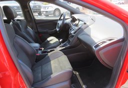 2018 Ford Focus - Thumbnail 25