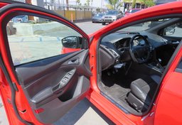 2018 Ford Focus - Thumbnail 19