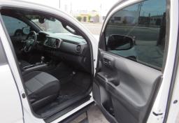 2022 Toyota Tacoma 4WD - Thumbnail 23