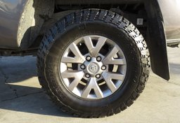 2016 Toyota Tacoma - Thumbnail 11